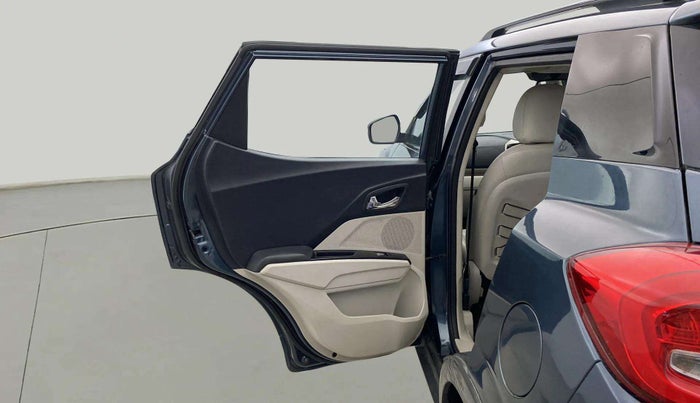 2021 Mahindra XUV300 W8 (O) 1.2 PETROL, Petrol, Manual, 67,356 km, LHS Rear Door