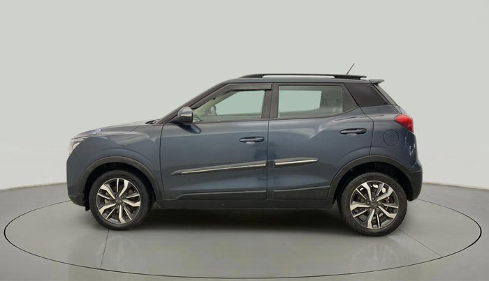 2021 Mahindra XUV300 W8 (O) 1.2 PETROL, Petrol, Manual, 67,356 km, Left Side