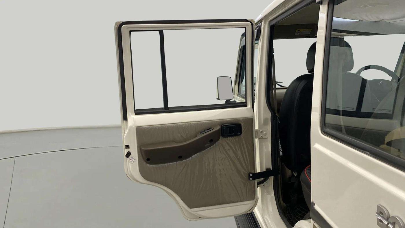 2024 Mahindra Bolero B6, Diesel, Manual, 19,776 km, LHS Rear Door