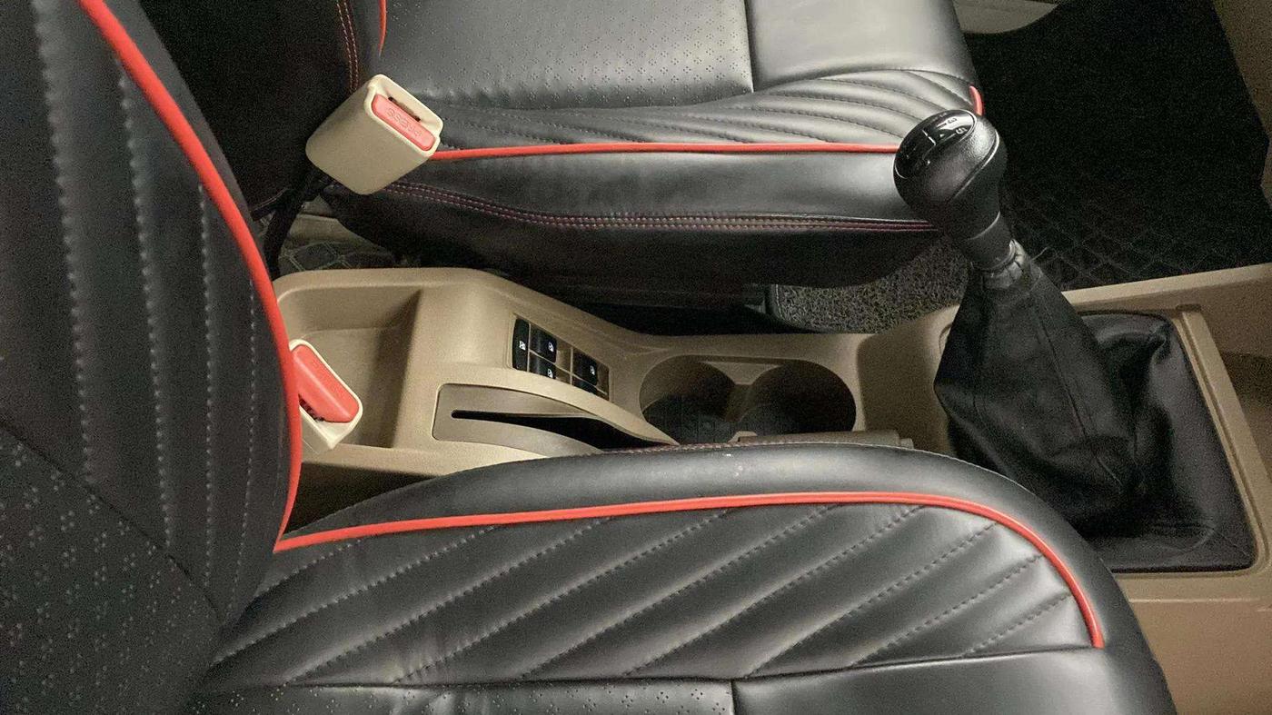 2024 Mahindra Bolero B6, Diesel, Manual, 19,776 km, Gear Lever