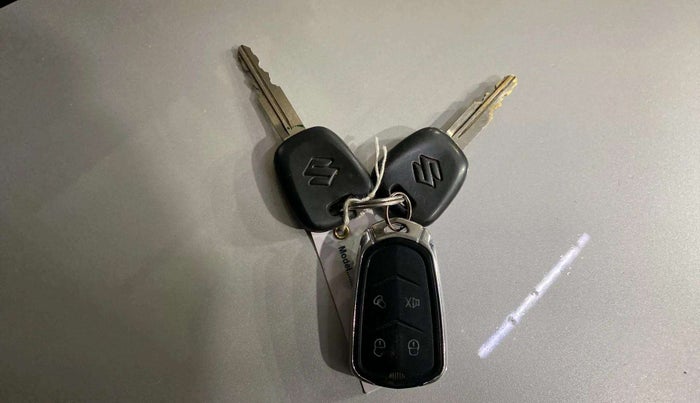 2022 Maruti Alto LXI OPT CNG, CNG, Manual, 32,710 km, Key Close Up