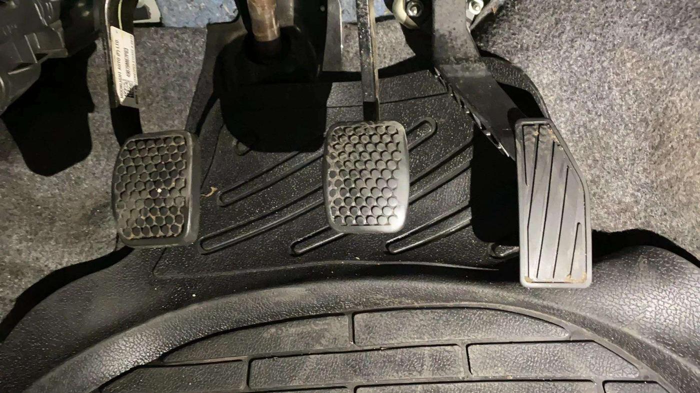 2022 Maruti Alto LXI OPT CNG, CNG, Manual, 32,831 km, Pedals