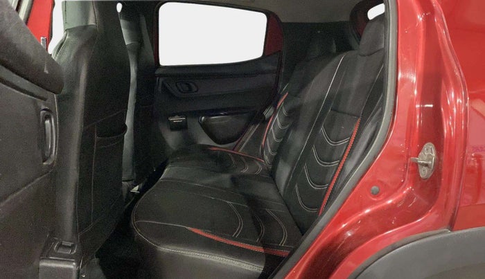 2018 Renault Kwid RXT 1.0, Petrol, Manual, 50,598 km, Right Side Rear Door Cabin