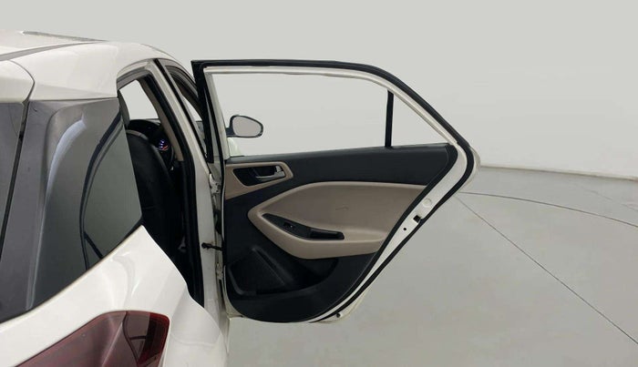 2018 Hyundai Elite i20 SPORTZ 1.2, CNG, Manual, 68,009 km, RHS Rear Door
