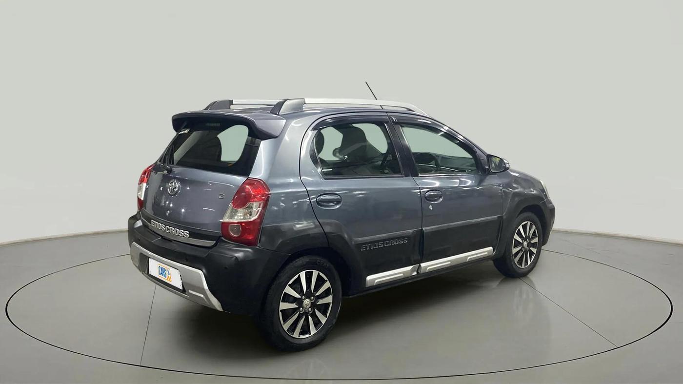 2015 Toyota Etios CROSS 1.2 G, CNG, Manual, 42,615 km, Right Back Diagonal