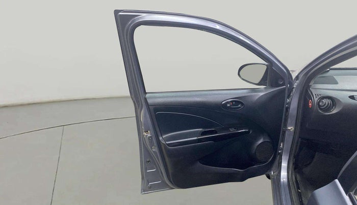 2015 Toyota Etios CROSS 1.2 G, CNG, Manual, 42,615 km, LHS Front Door