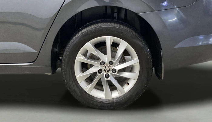 2022 Skoda SLAVIA AMBITION 1.0L TSI AT, Petrol, Automatic, 41,620 km, Left Rear Wheel