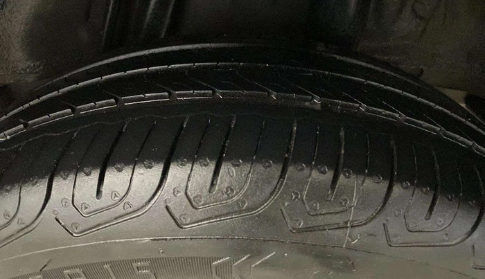 2016 Honda Jazz 1.2L I-VTEC V AT, Petrol, Automatic, 41,204 km, Left Rear Tyre Tread