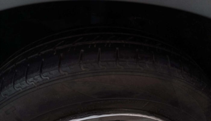 2020 Honda Amaze 1.5L I-DTEC S, Diesel, Manual, 94,914 km, Left Front Tyre Tread