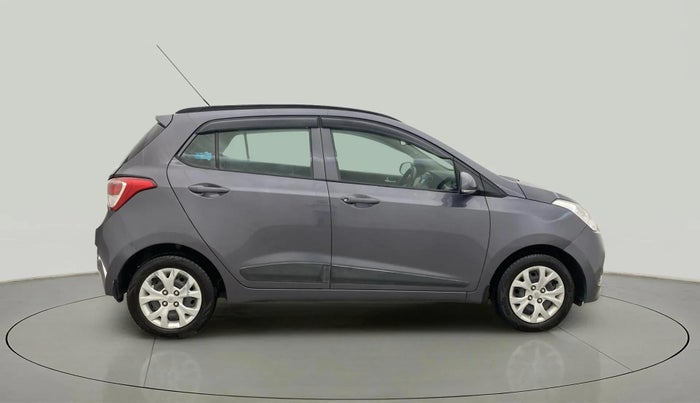 2017 Hyundai Grand i10 SPORTZ 1.2 KAPPA VTVT, Petrol, Manual, 48,144 km, Right Side View