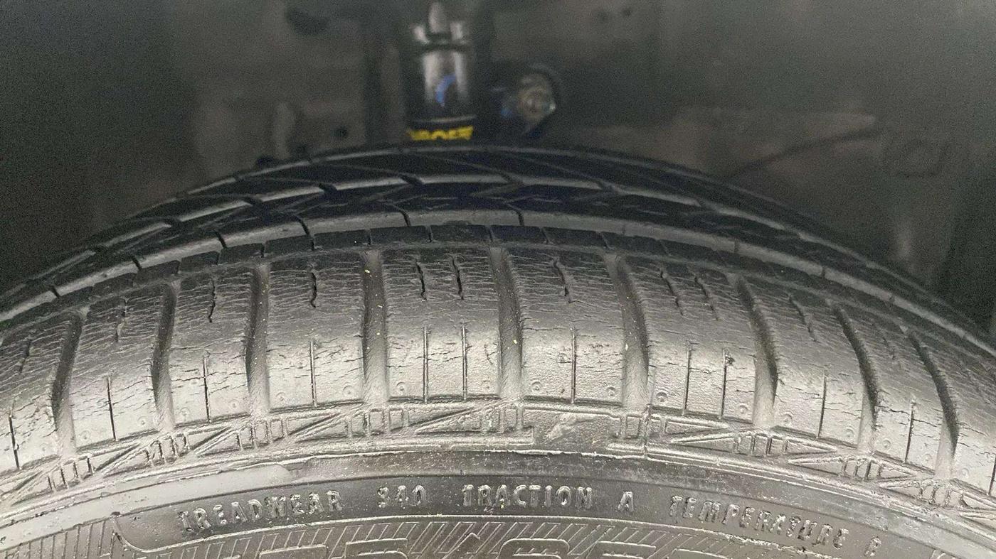 2013 Honda Amaze 1.2L I-VTEC S, Petrol, Manual, 58,051 km, Right Front Tyre Tread