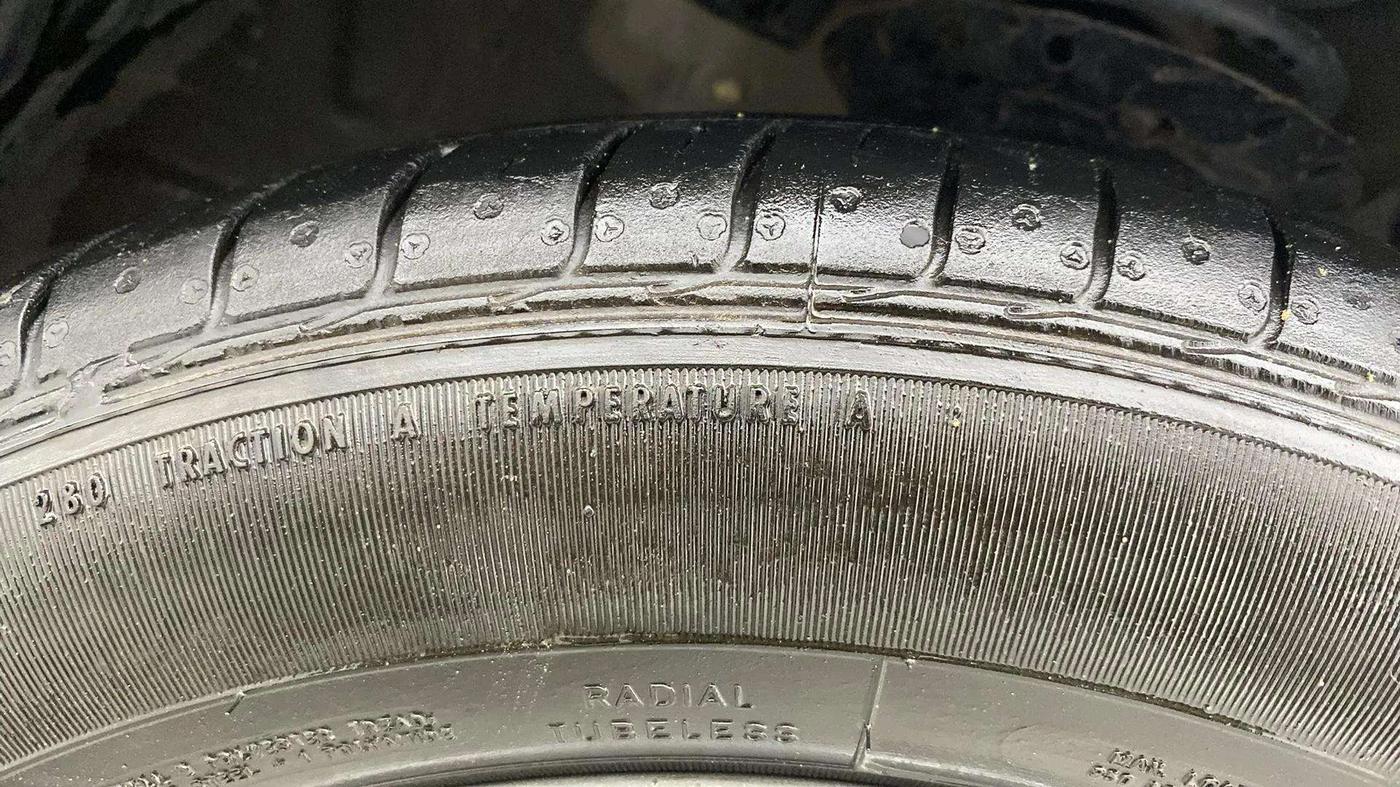 2013 Honda City 1.5L I-VTEC S MT, CNG, Manual, 87,160 km, Right Front Tyre Tread