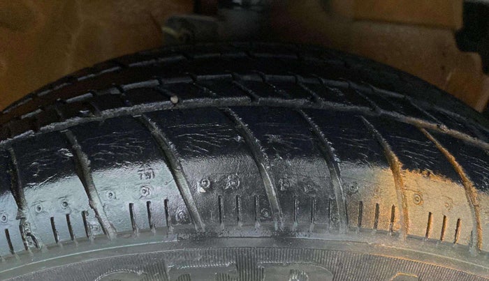 2017 Maruti Celerio X ZXI (O) AMT, Petrol, Automatic, 12,688 km, Right Front Tyre Tread