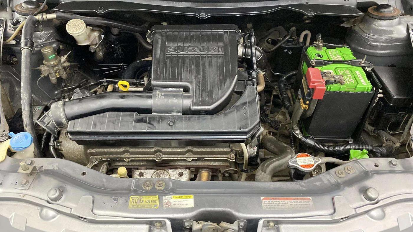 2014 Maruti Swift LXI, Petrol, Manual, 59,744 km, Engine View