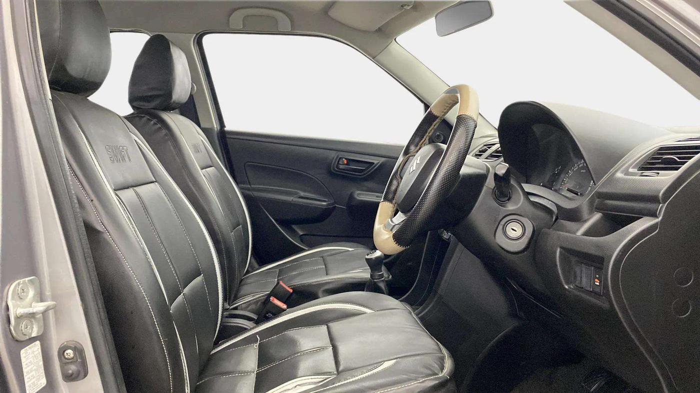 2014 Maruti Swift LXI, Petrol, Manual, 59,744 km, Right Side Front Door Cabin