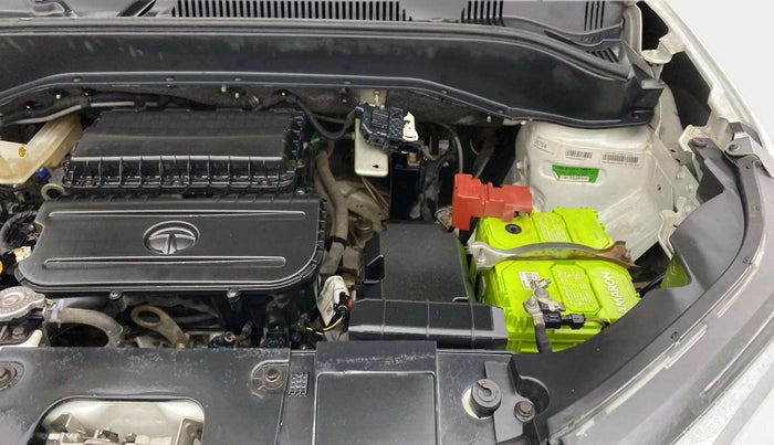 2022 Tata PUNCH CREATIVE  1.2 RTN DUAL TONE, Petrol, Manual, 50,205 km, Engine View - Left
