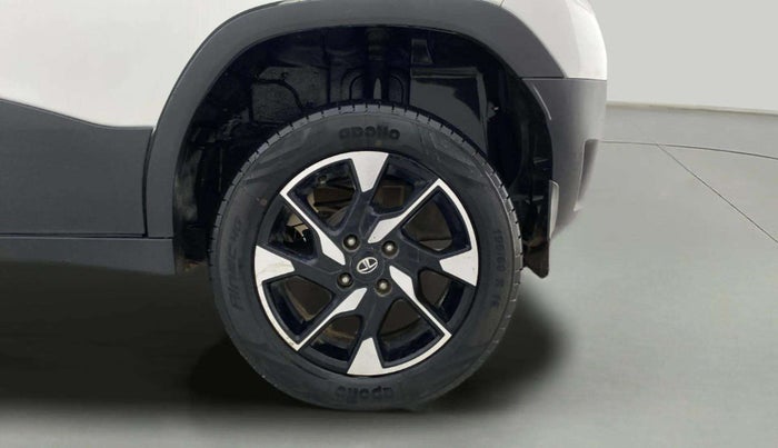 2022 Tata PUNCH CREATIVE  1.2 RTN DUAL TONE, Petrol, Manual, 50,205 km, Left Rear Wheel