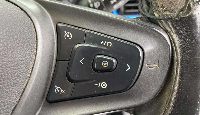 2022 Tata PUNCH CREATIVE  1.2 RTN DUAL TONE, Petrol, Manual, 50,205 km, Adaptive Cruise Control
