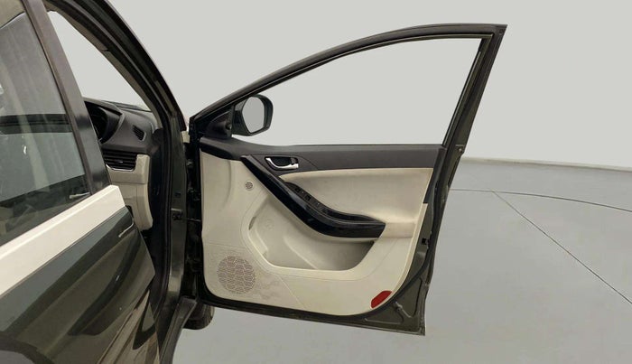 2021 Tata NEXON XZA PLUS PETROL, Petrol, Automatic, 51,336 km, RHS Front Door