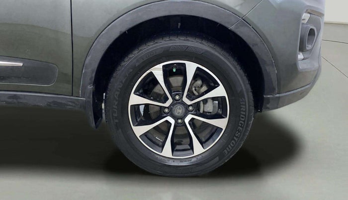 2021 Tata NEXON XZA PLUS PETROL, Petrol, Automatic, 51,336 km, Right Front Wheel