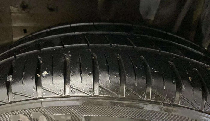 2018 Tata Tiago XTA PETROL, Petrol, Automatic, 50,137 km, Left Rear Tyre Tread