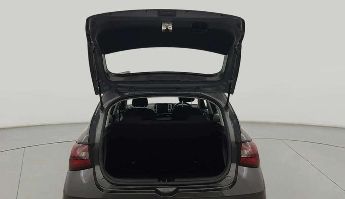2024 Hyundai NEW I20 MAGNA 1.2 MT, Petrol, Manual, 891 km, Boot Door Open