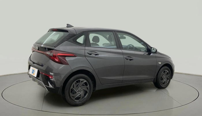 2024 Hyundai NEW I20 MAGNA 1.2 MT, Petrol, Manual, 891 km, Right Back Diagonal
