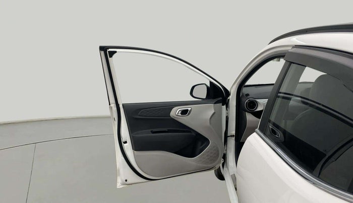 2022 Hyundai GRAND I10 NIOS SPORTZ 1.2 KAPPA VTVT CNG, CNG, Manual, 31,505 km, LHS Front Door
