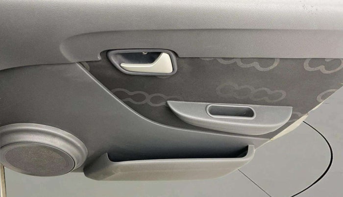 2016 Maruti Alto 800 LXI, Petrol, Manual, 65,479 km, Driver Side Door Panels Control
