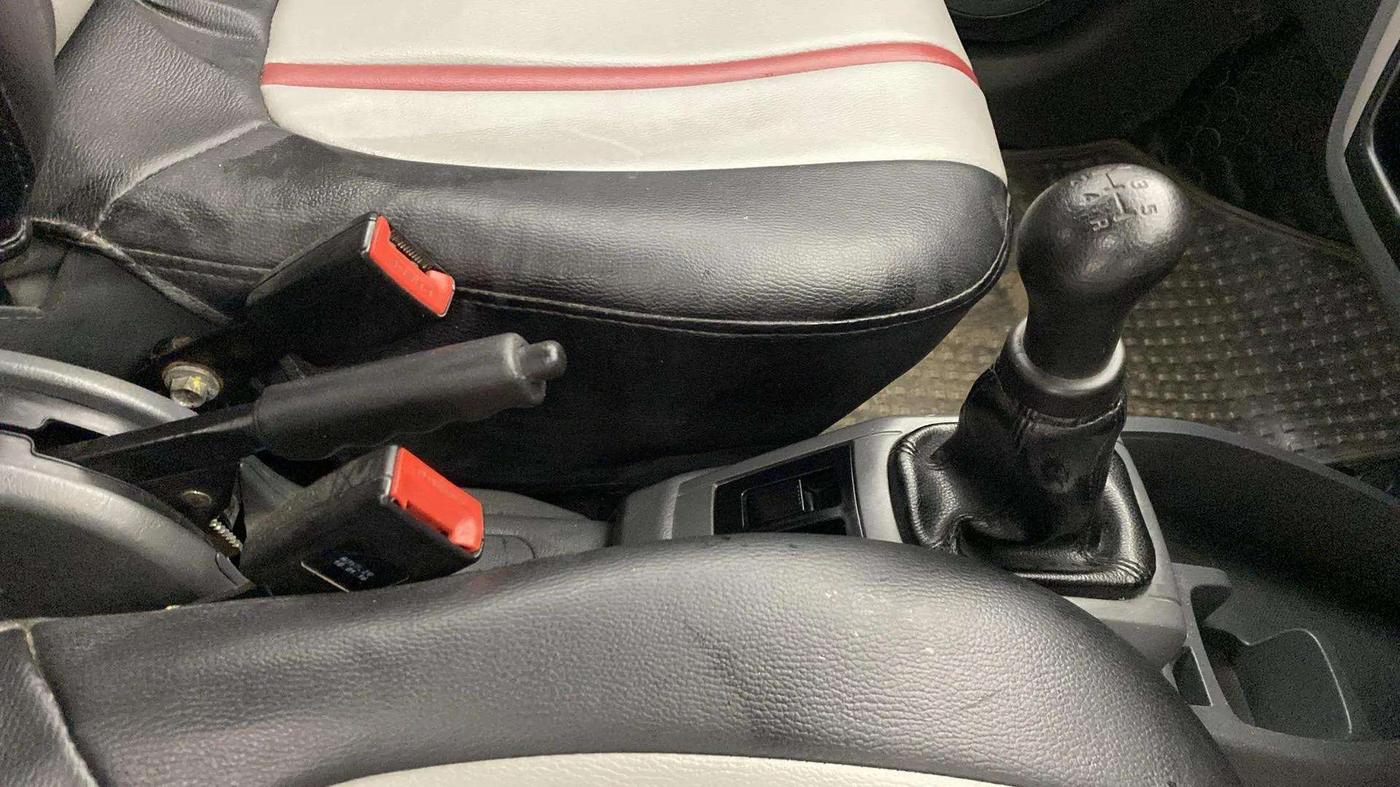 2016 Maruti Alto 800 LXI, Petrol, Manual, 65,479 km, Gear Lever