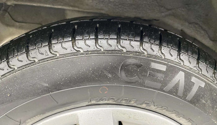 2017 Hyundai Eon ERA +, CNG, Manual, 21,629 km, Right Rear Tyre Tread