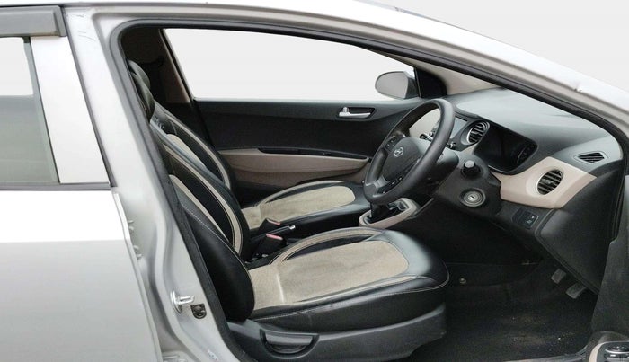2017 Hyundai Grand i10 SPORTZ 1.2 KAPPA VTVT, Petrol, Manual, 85,119 km, Right Side Front Door Cabin
