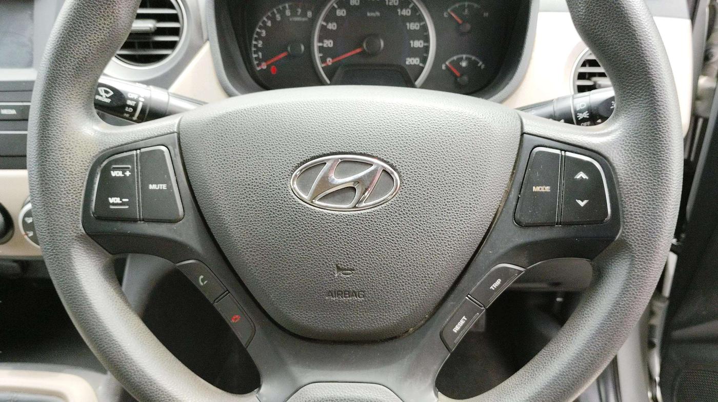 2017 Hyundai Grand i10 SPORTZ 1.2 KAPPA VTVT, Petrol, Manual, 85,119 km, Adaptive Cruise Control