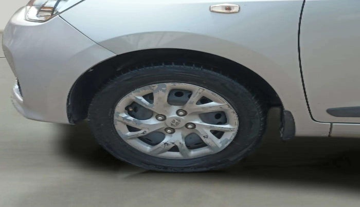 2017 Hyundai Grand i10 SPORTZ 1.2 KAPPA VTVT, Petrol, Manual, 85,119 km, Left Front Wheel