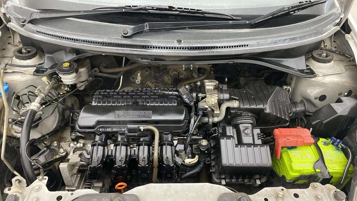 2015 Honda Brio S MT, Petrol, Manual, 47,991 km, Engine View