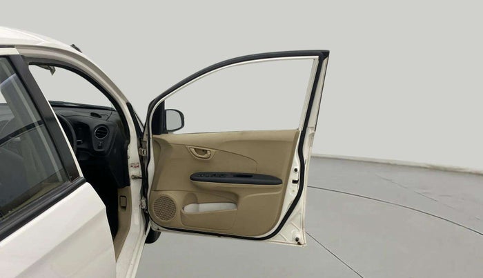 2015 Honda Brio S MT, Petrol, Manual, 47,991 km, RHS Front Door