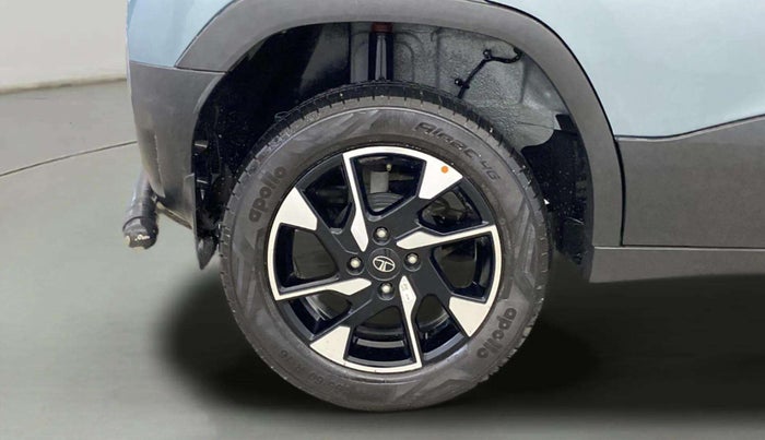 2024 Tata PUNCH  Accomplished AMT Sunroof , Petrol, Automatic, 4,674 km, Right Rear Wheel