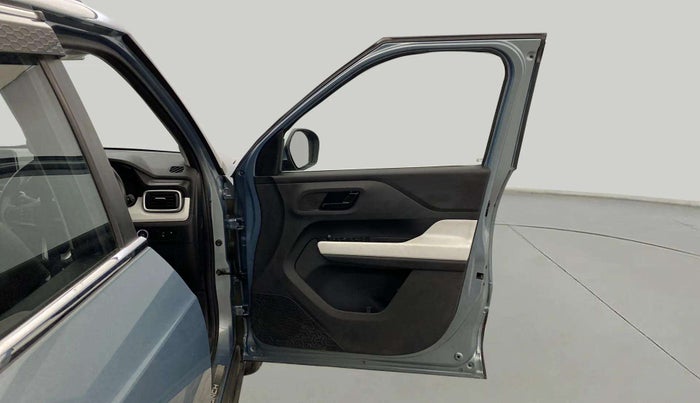 2024 Tata PUNCH  Accomplished AMT Sunroof , Petrol, Automatic, 4,674 km, RHS Front Door