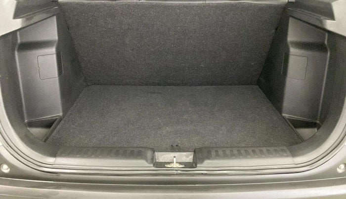 2023 Maruti BREZZA VXI, Petrol, Manual, 2,065 km, Boot Inside