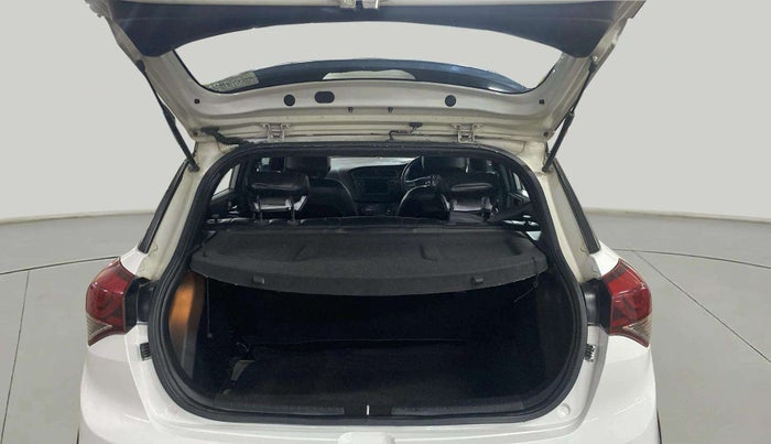 2018 Hyundai i20 Active 1.2 SX, Petrol, Manual, 51,452 km, Boot Inside