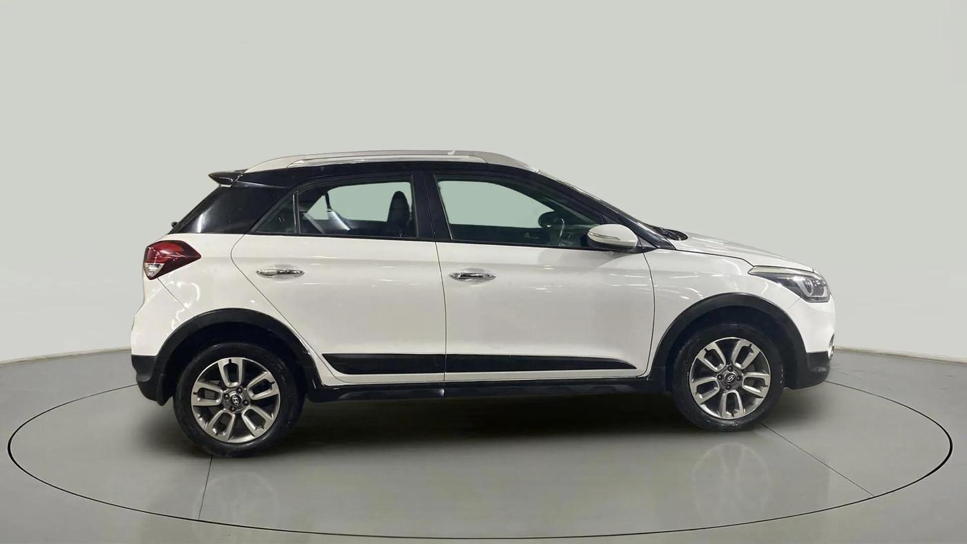 2018 Hyundai i20 Active 1.2 SX, Petrol, Manual, 51,482 km, Right Side View