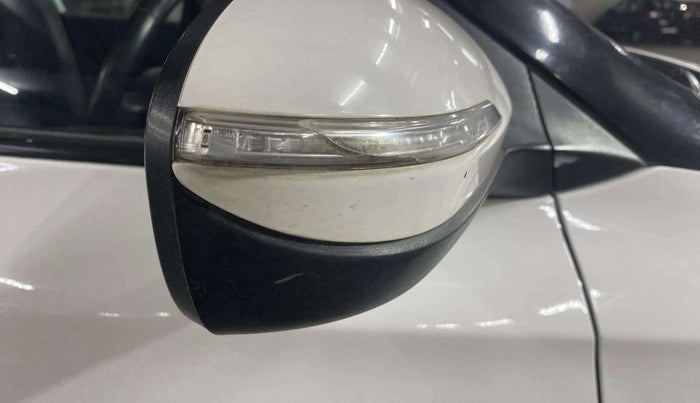 2018 Hyundai i20 Active 1.2 SX, Petrol, Manual, 51,452 km, Right rear-view mirror - Indicator light has minor damage