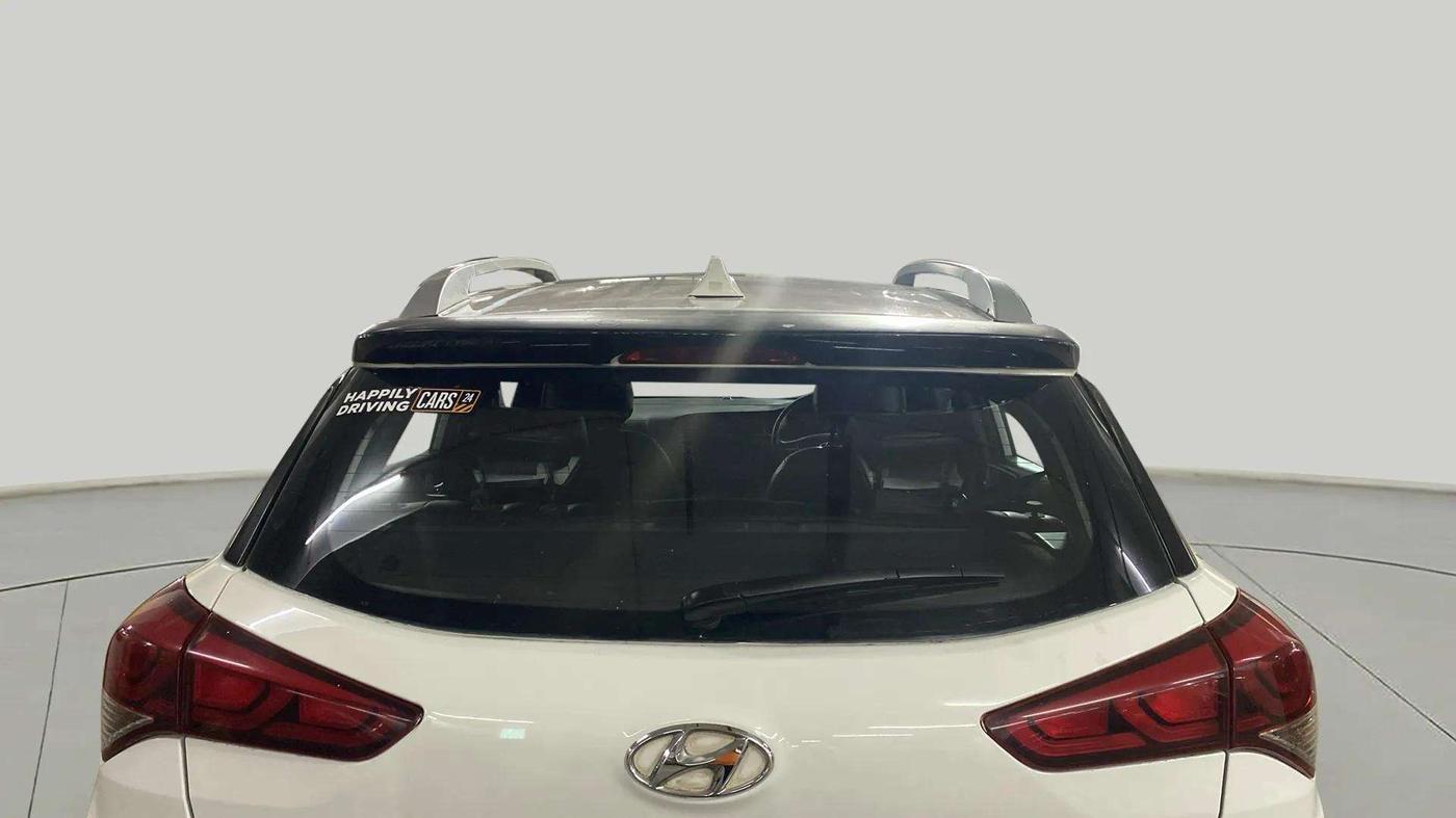 2018 Hyundai i20 Active 1.2 SX, Petrol, Manual, 51,482 km, Rear Windshield