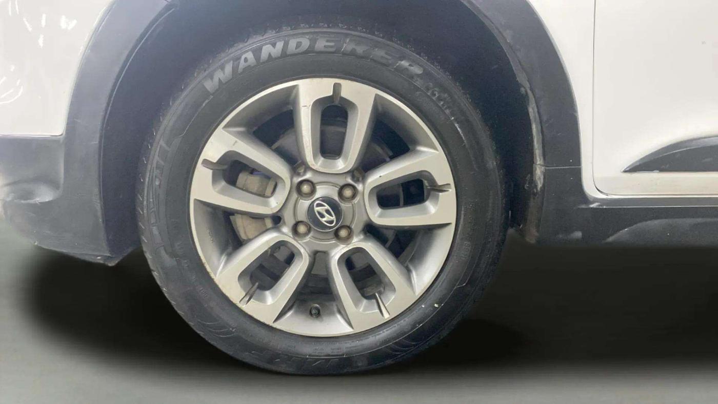 2018 Hyundai i20 Active 1.2 SX, Petrol, Manual, 51,482 km, Left Front Wheel