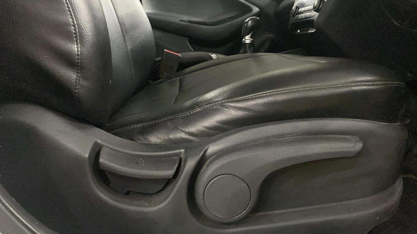2018 Hyundai i20 Active 1.2 SX, Petrol, Manual, 51,482 km, Driver Side Adjustment Panel