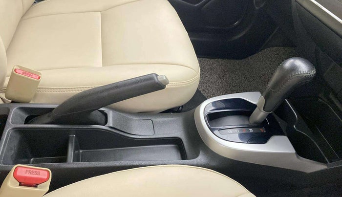 2016 Honda Jazz 1.2L I-VTEC V AT, Petrol, Automatic, 51,042 km, Gear Lever