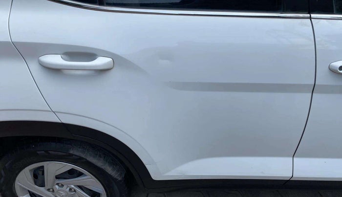 2021 Hyundai Creta E 1.5 PETROL, CNG, Manual, 73,779 km, Right rear door - Slightly dented
