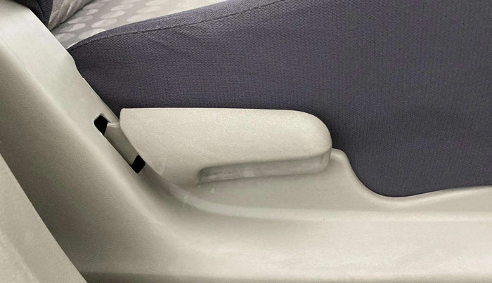 2017 Maruti Celerio VXI, Petrol, Manual, 37,600 km, Driver Side Adjustment Panel