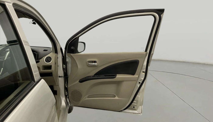 2017 Maruti Celerio VXI, Petrol, Manual, 37,600 km, RHS Front Door