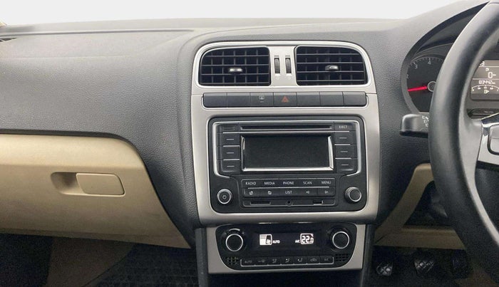 2014 Volkswagen Polo HIGHLINE1.2L, Petrol, Manual, 83,434 km, Air Conditioner